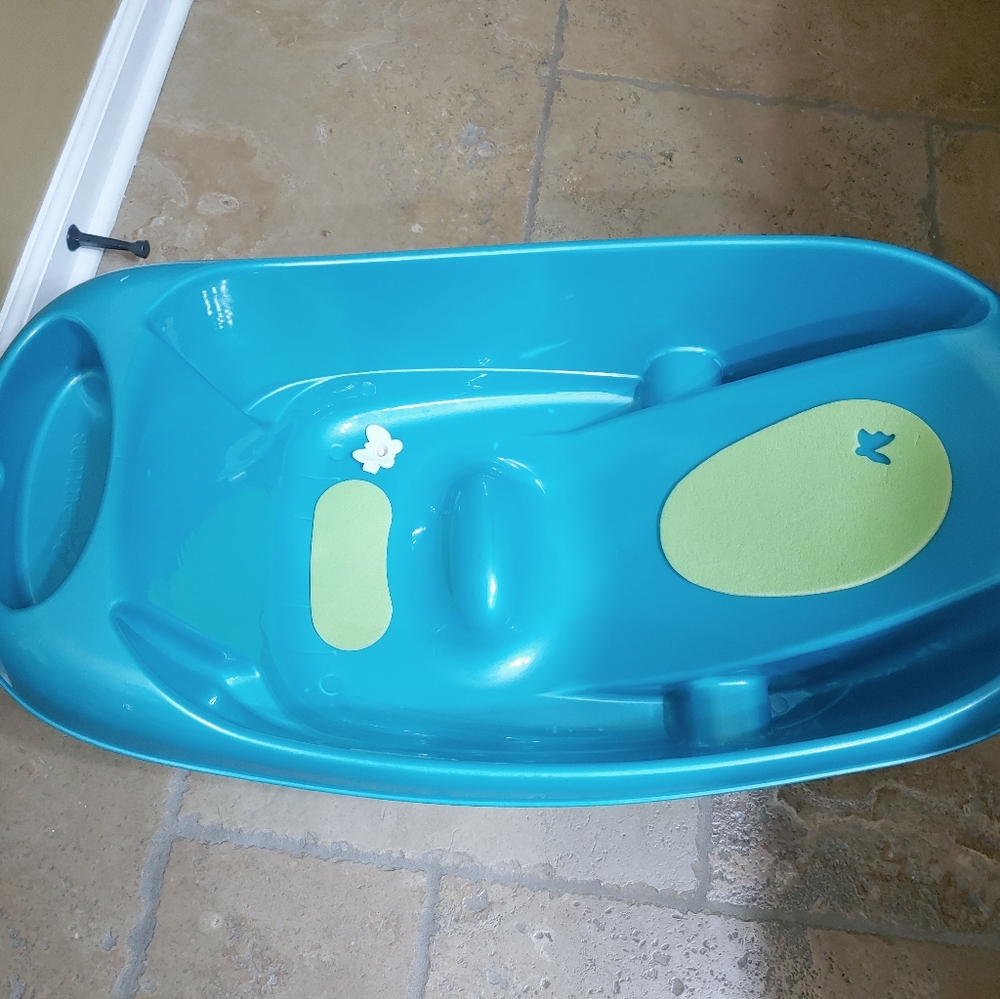 Comfort Deluxe newborn to toddler tub